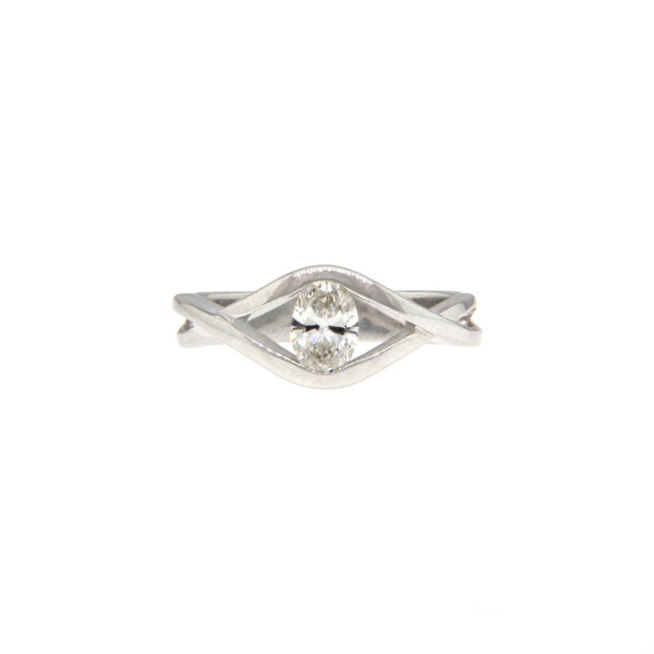 Vintage Gold Ring with Diamond