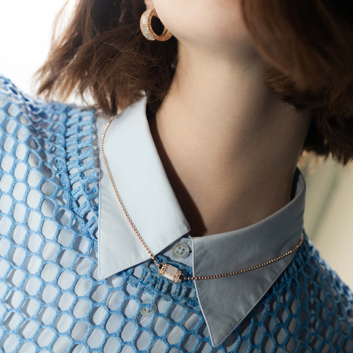ART DECO NECKLACE WITH MOTHER OF PEARL AND DIAMONDS