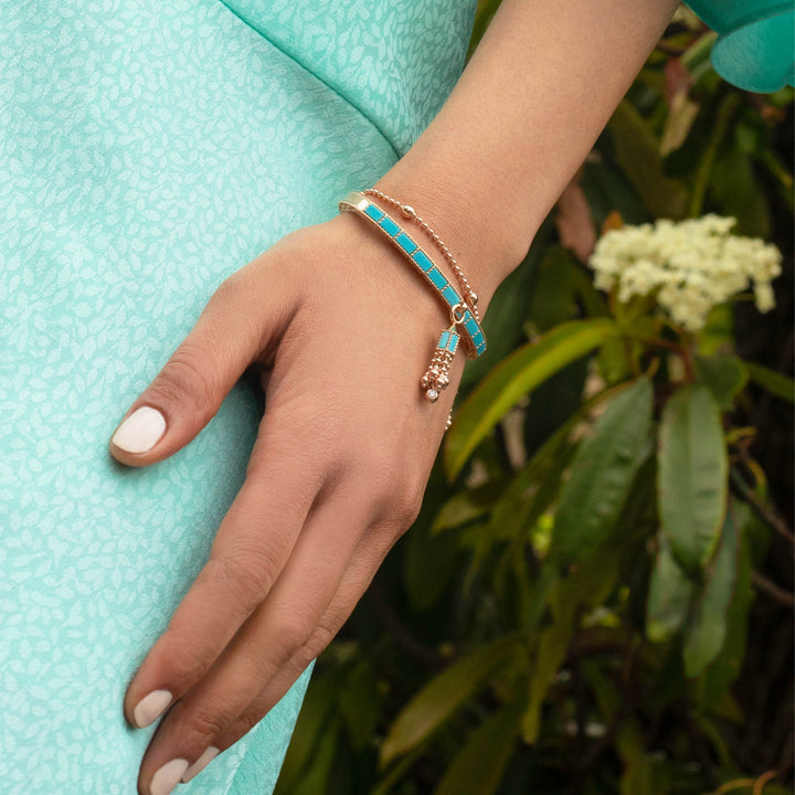 ART DECO BANGLE WITH TURQUOISE AND DIAMONDS