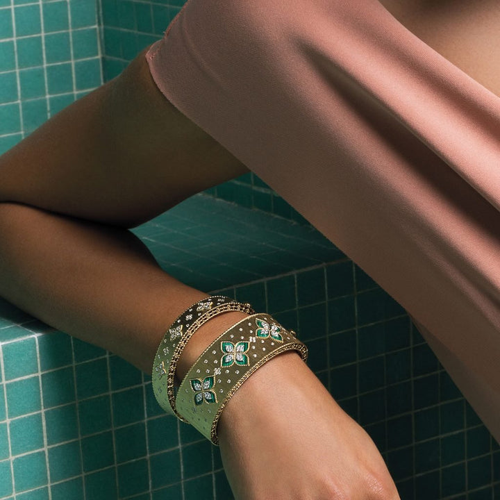 PRINCESS FLOWER BRACELET WITH DIAMONDS AND MALACHITE