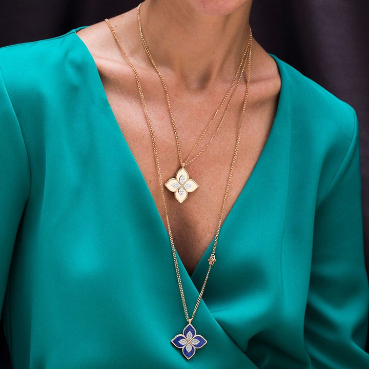 PRINCESS FLOWER PENDANT WITH DIAMONDS AND LAPIS