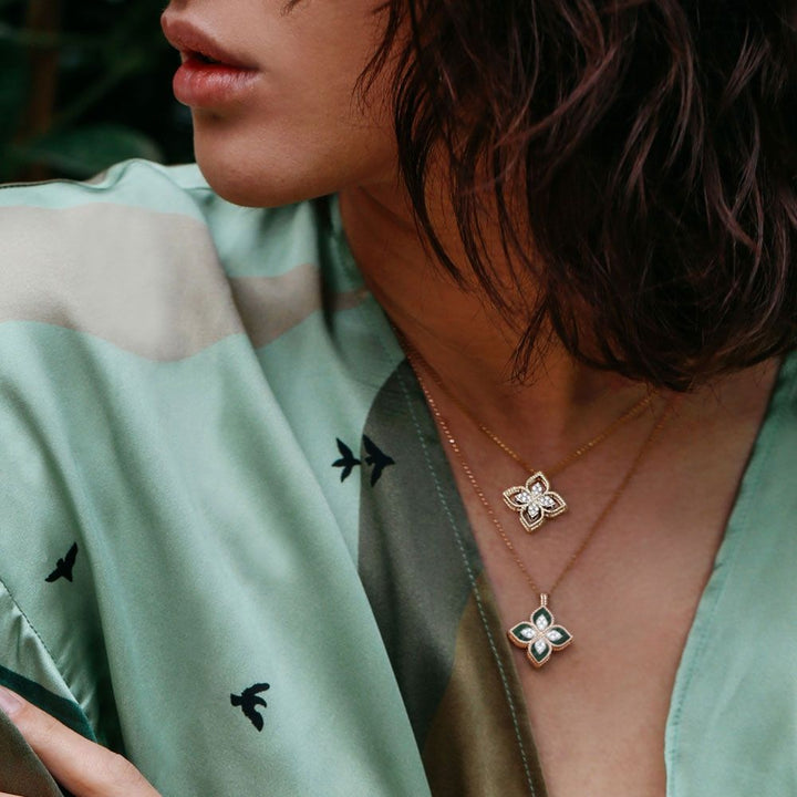 PRINCESS FLOWER PENDANT WITH DIAMONDS AND MALACHITE