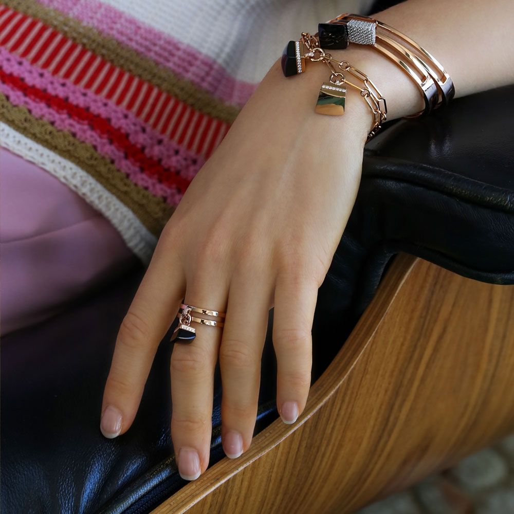 SAUVAGE PRIVE’ RING WHIT BLACK JADE