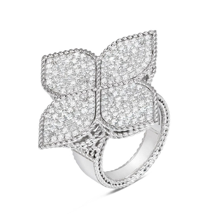 PRINCESS FLOWER RING WITH DIAMONDS