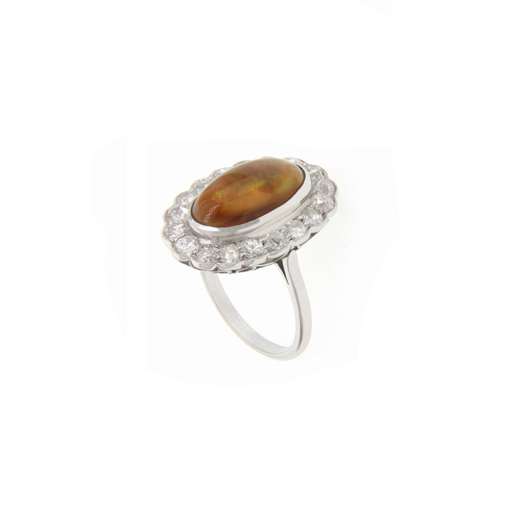 Vintage Gold Ring with Opal