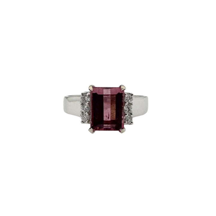 Gold Ring with Tourmaline