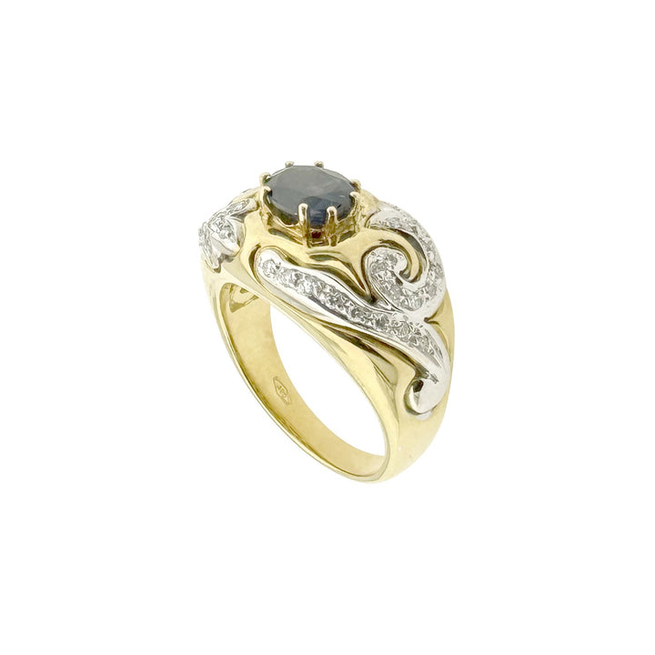 Gold Ring with Sapphire