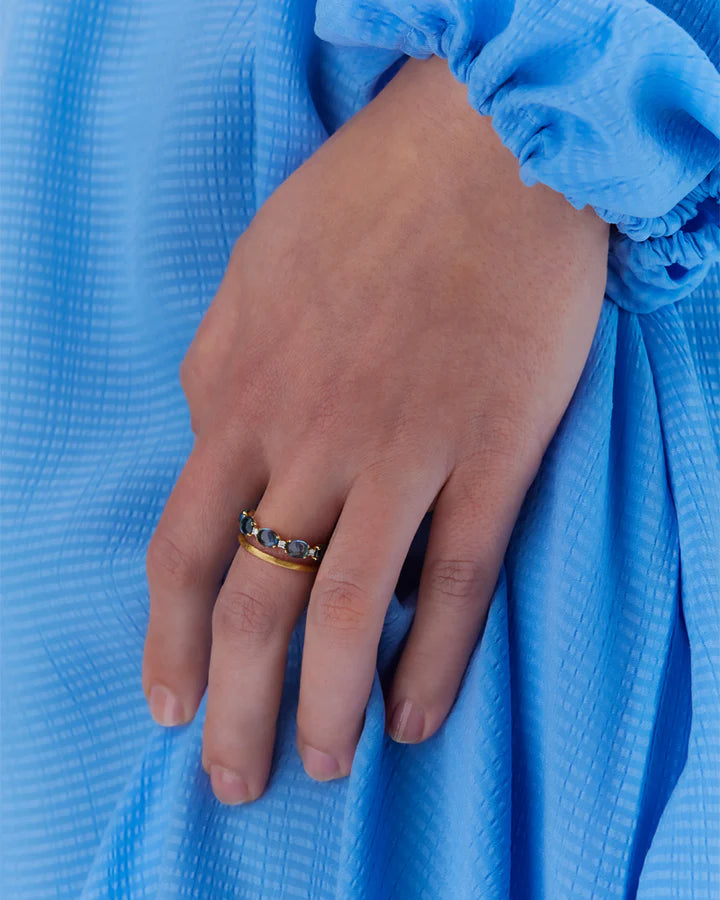 "AZURE" GOLD, DIAMONDS AND LONDON BLUE TOPAZ DOUBLE-BAND RING