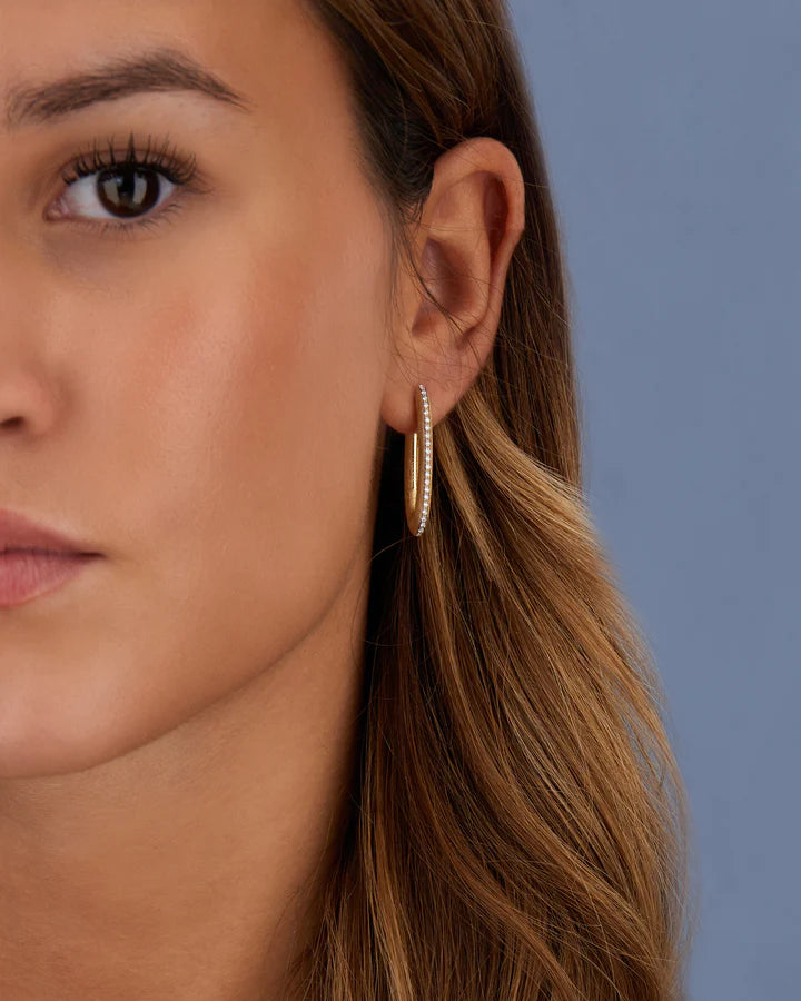 "LIBERA ICON" SMALL GOLD OVAL HOOP EARRINGS WITH DIAMONDS