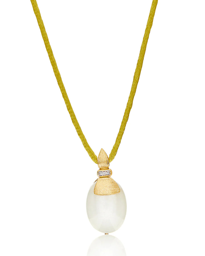 "WHITE DESERT" GOLD, DIAMONDS AND MOONSTONE PENDANT (LARGE)