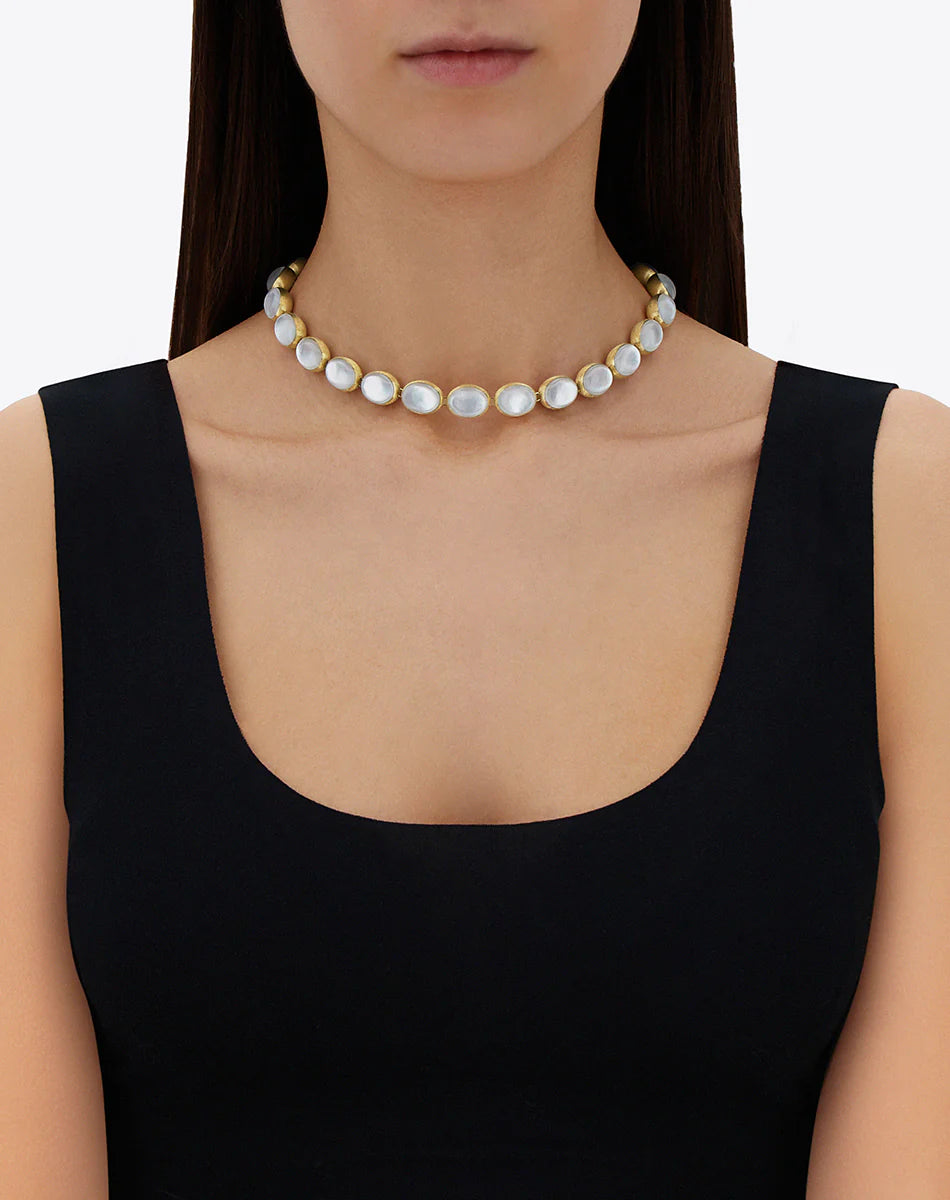 “MUSE” DOLCEVITA BEADED CHOKER NECKLACE IN ENGRAVED GOLD, MOTHER-OF-PEARL AND ROCK CRYSTAL, DOUBLE-FACED (SMALL)