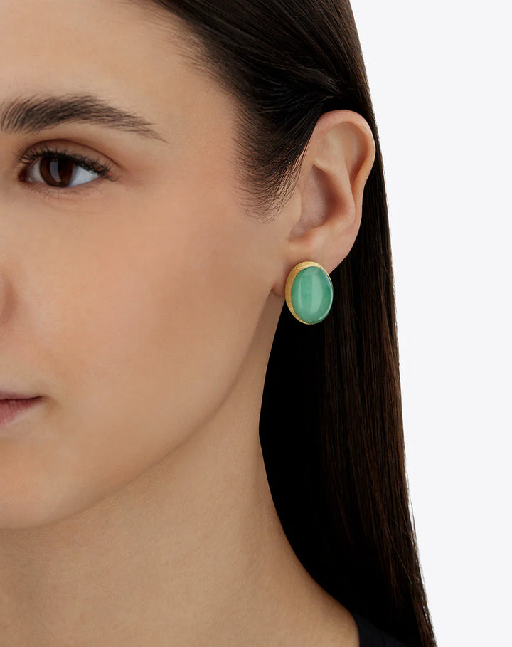 LATTEMENTA “MUSE” STUD EARRINGS IN ENGRAVED GOLD, JADEITE AND ROCK CRYSTAL (MEDIUM)