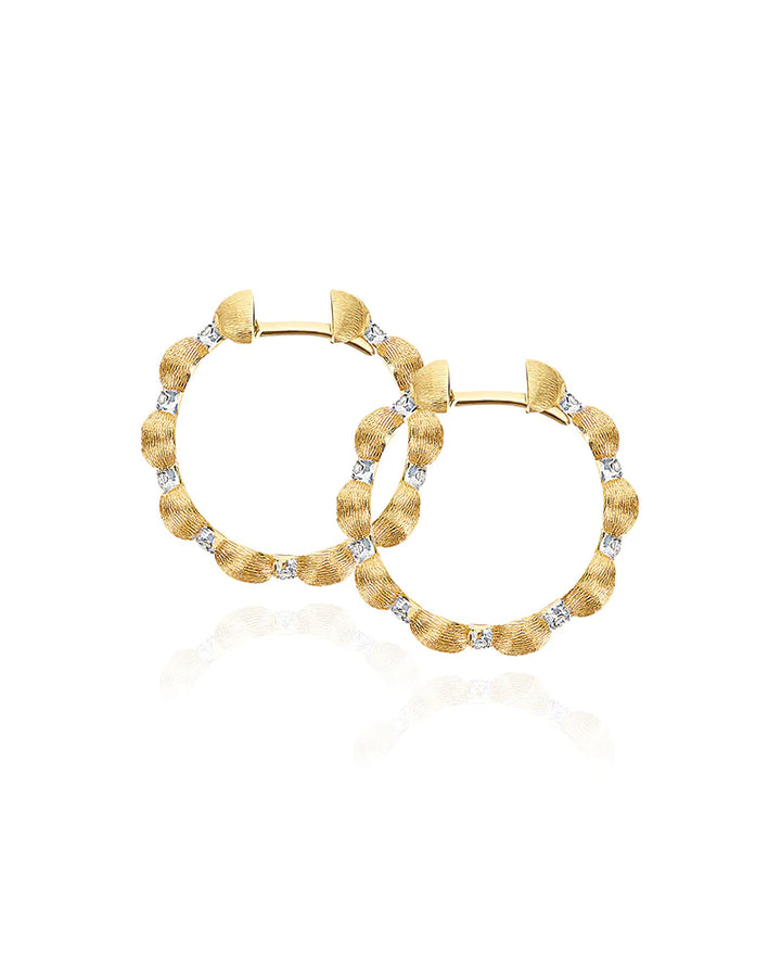 "DANCING ÉLITE" GOLD AND DIAMONDS HOOP EARRINGS