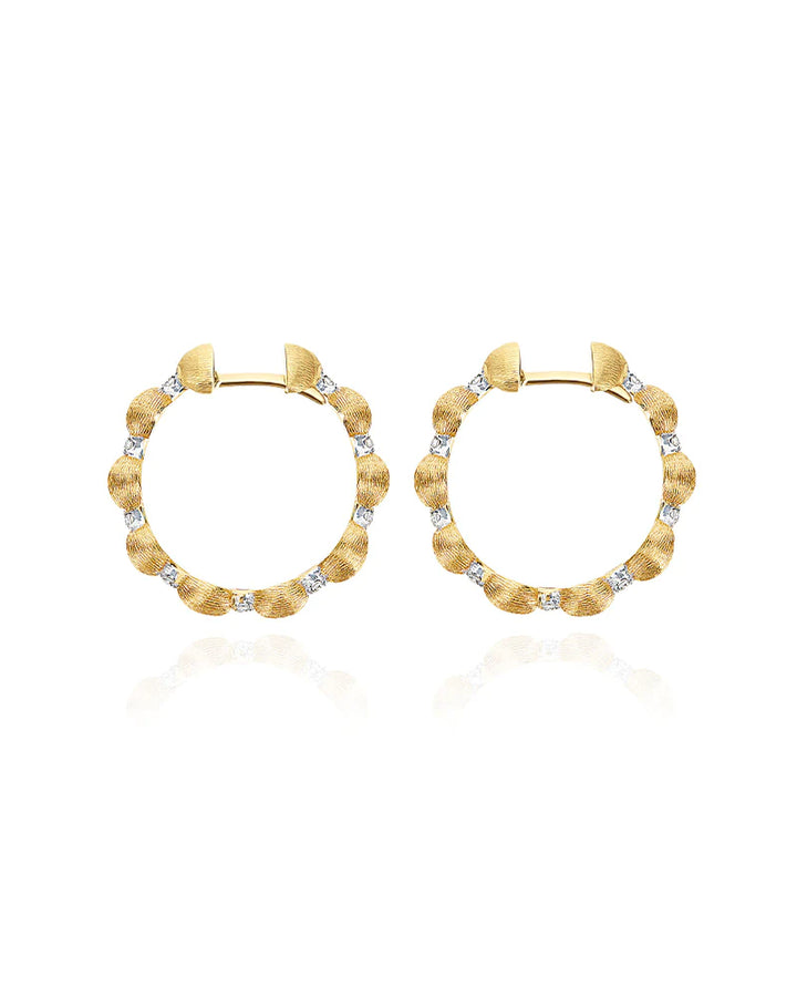 "DANCING ÉLITE" GOLD AND DIAMONDS HOOP EARRINGS