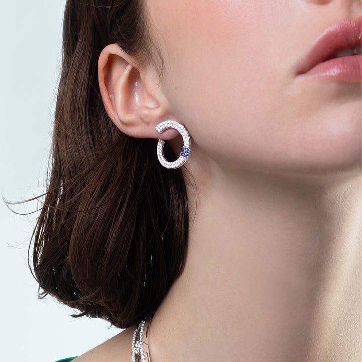 LOVE IN VERONA EARRINGS WITH DIAMONDS AND BLUE SAPPHIRES