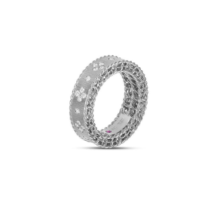 PRINCESS RING WITH DIAMONDS