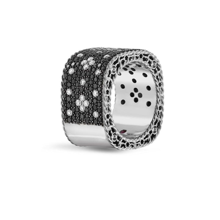 VENETIAN PRINCESS RING WITH BLACK AND WHITE DIAMONDS